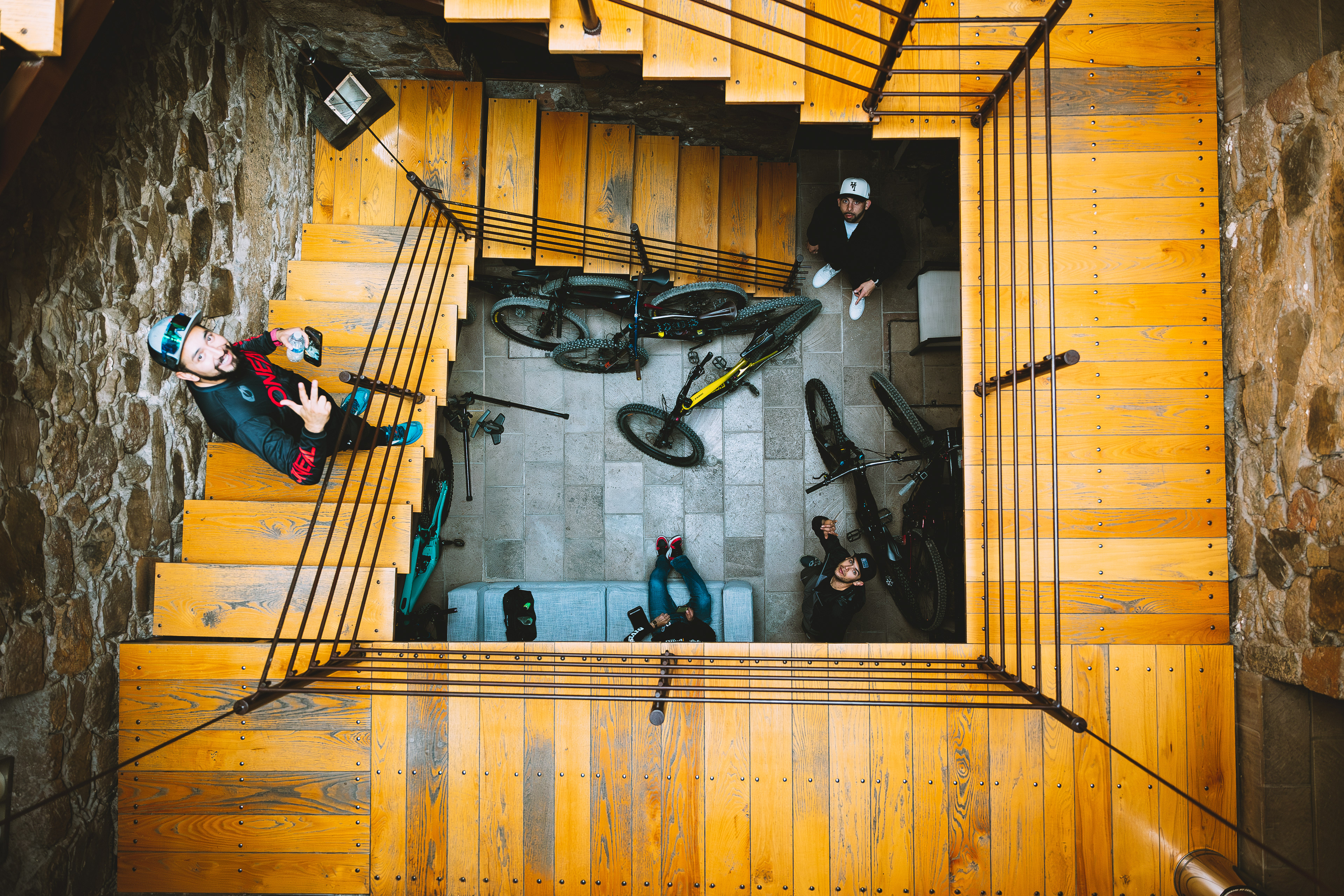E-Bike Camp — pieza 3